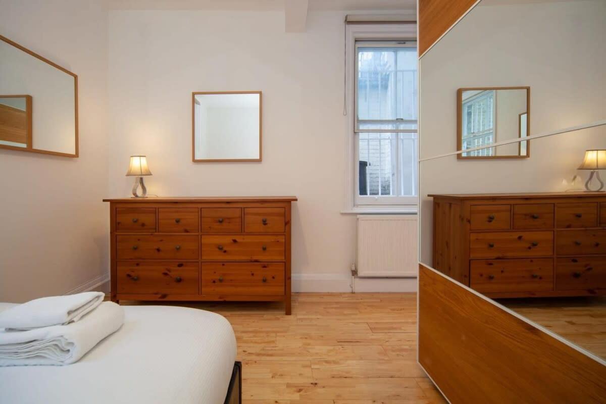 Lovely 2 Bedroom Apartment In Tooting Londra Dış mekan fotoğraf